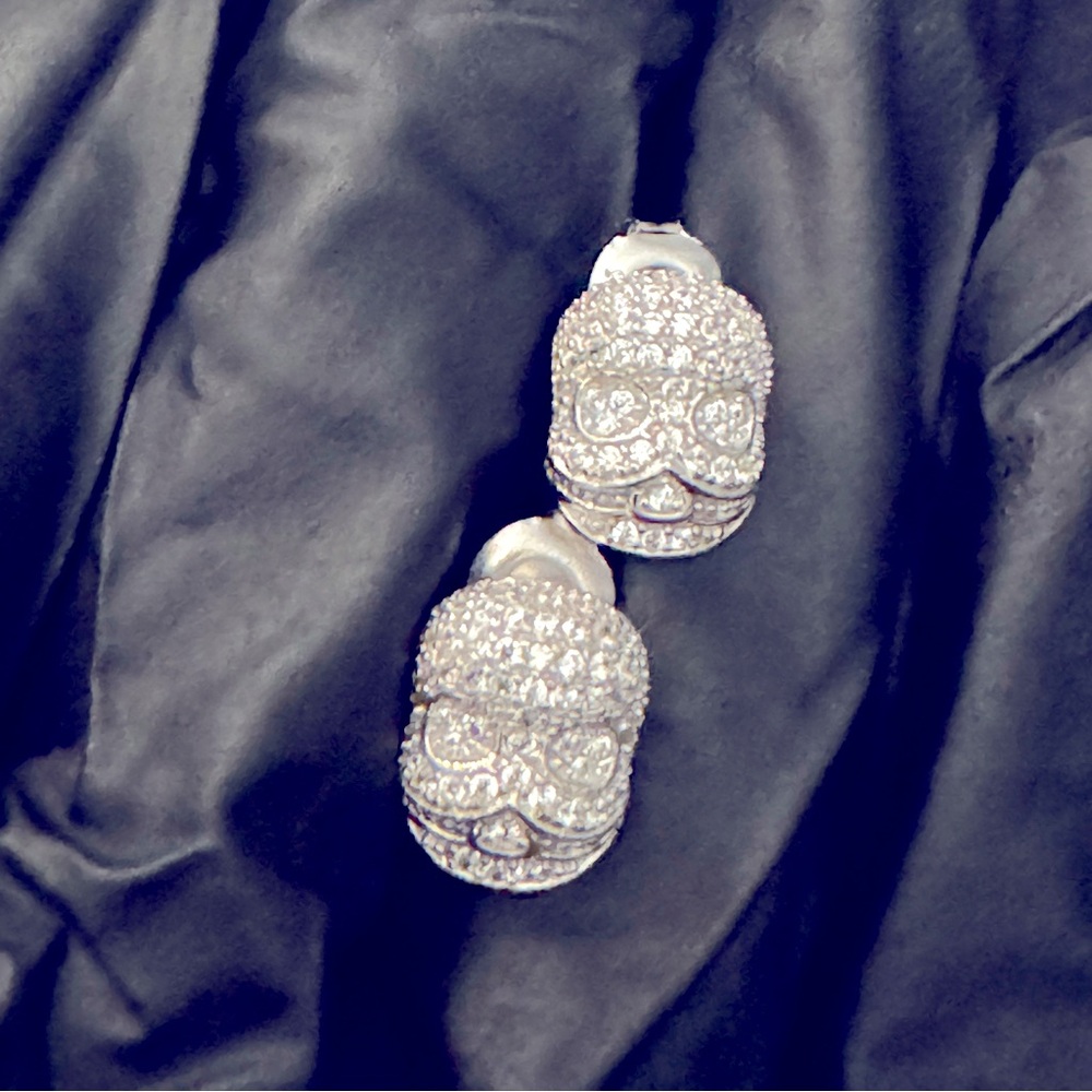 NEW. Santa Clause earrings.AAA rate cubic zirconia. 925 Italian sterling silver.